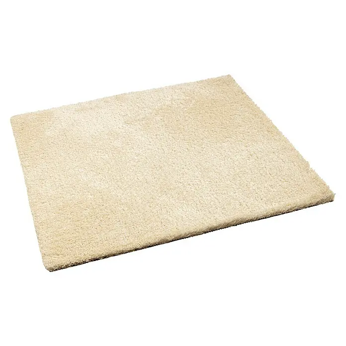 Teppichfliese Amazing - Hochflor, 100 % Polyester, Weiß - Weicher, hellcremefarbener rechteckiger Teppich mit zotteliger, plüschiger Textur.