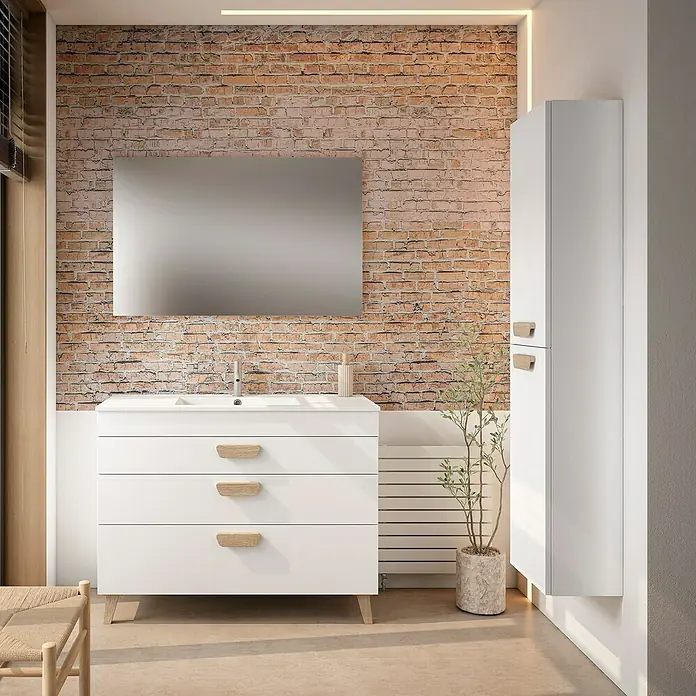 Mueble bajo de lavabo Danubio - L x An x Al: 45 x 120 x 72 cm, Blanco/Roble bardolino - Un baño con un mueble de tocador con tres cajones y un alto armario de baño en blanco.
