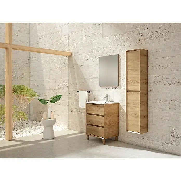 Mueble bajo de lavabo Inglet - An x Al: 60 x 85 cm, Roble garriga - Baño con mueble de lavabo y armario alto de madera, espejo y planta decorativa para un ambiente natural.