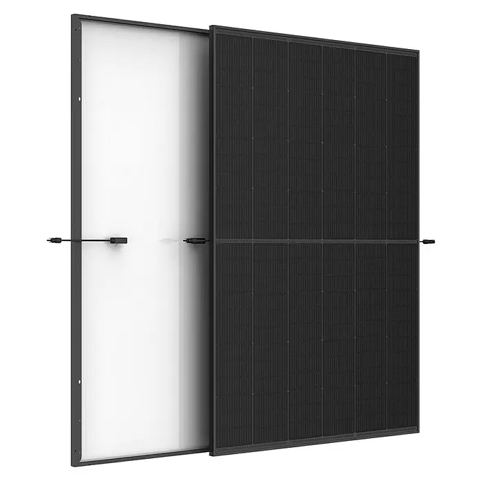 Trina Solarmodul TSM-445-NEG9R.25 - 0% MwSt. (gem. § 12 Abs. 3 UStG) - Monofazial, 445 W, L x B x H: 176,2 x 113,4 x 3 cm - Nahaufnahme eines Bifazialen Solarmoduls mit schwarzem Rahmen und Steckverbindern. Ideal für hocheffiziente Solaranlagen.