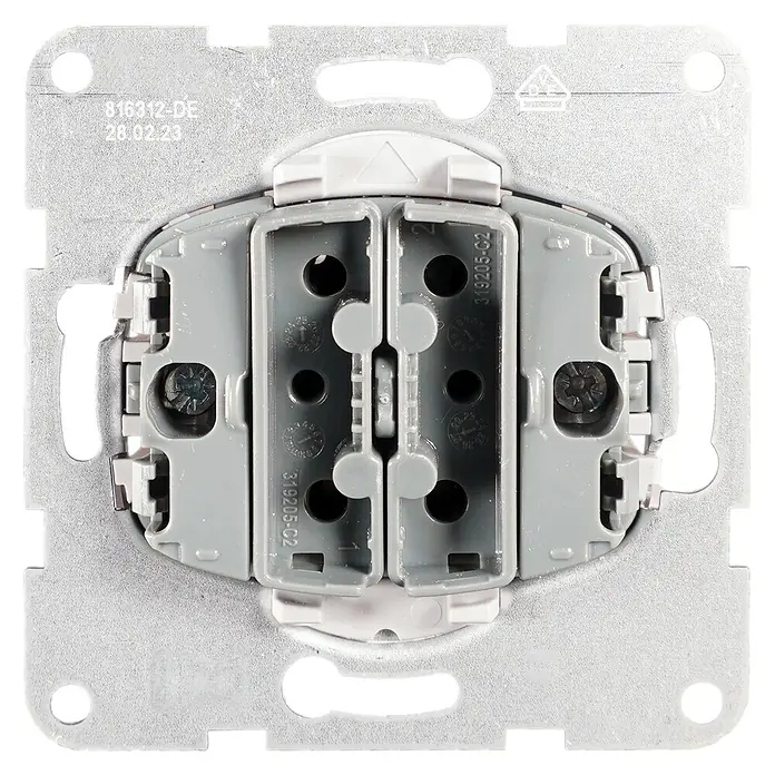 Panasonic Karre Plus 55 Serienschalter-Einsatz WDTM01092NC-EU1 - 10 A, Unterputzmontage - Nahaufnahme einer Busch-Jaeger-Steckdose mit zwei Steckplätzen, die eine robuste und zuverlässige Stromversorgungslösung bietet.