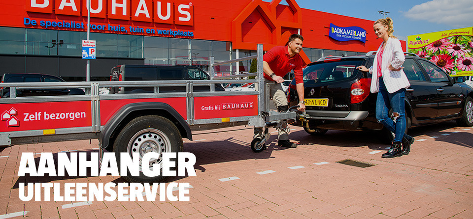 aanhanger-uitleenservice-bauhaus-man-en-vrouw-met-aanhanger