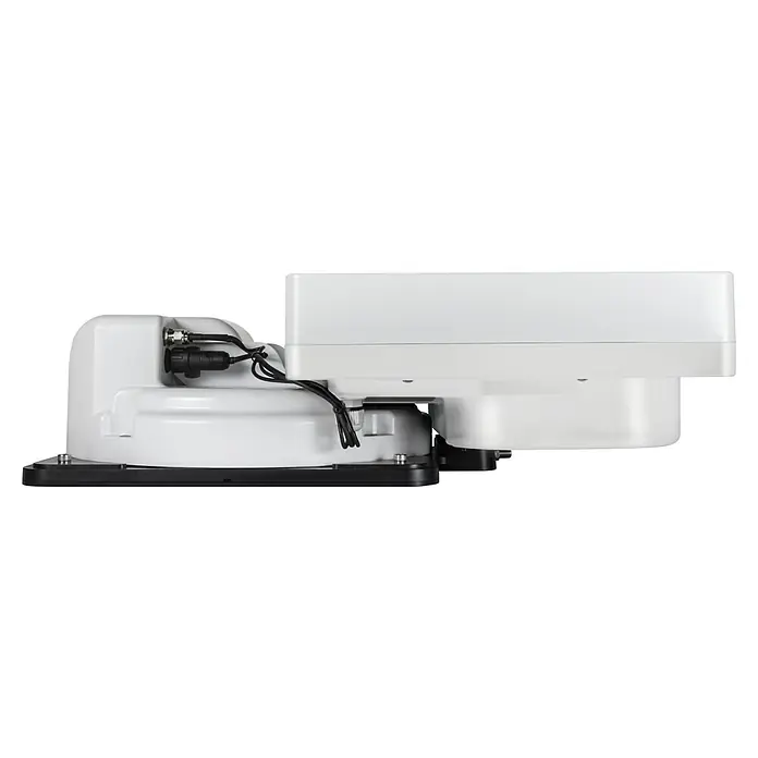 Camping First Satelliten-Antenne Satmex Flat 2 - L x B x H: 480 x 525 x 150 mm, Anzahl Nutzer: 2 - Detailansicht einer weißen Satellitenantenne mit Kabelanschlüssen. Präzise Technik für zuverlässigen Empfang.