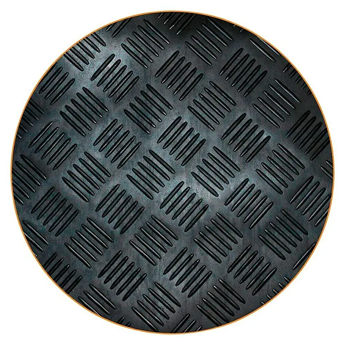 Pavimento de goma Checker - L x An: 1,2 x 2 m, Negro, Caucho - Primer plano de una alfombra redonda antideslizante negra con patrón de diamante acanalado y borde naranja.