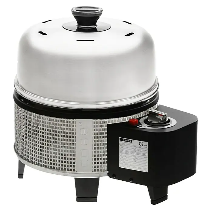 Cobb Gasgrill Premier Gas Deluxe 2.0 - Durchmesser Grillfläche: 32 cm, 1,23 kW, Anzahl Brenner: 1 - Abbildung eines Cobb Grills. Der Cobb Grill ist ein kompakter, vielseitiger Grill mit einem Edelstahlgehäuse und einem schwarzen Bedienfeld.