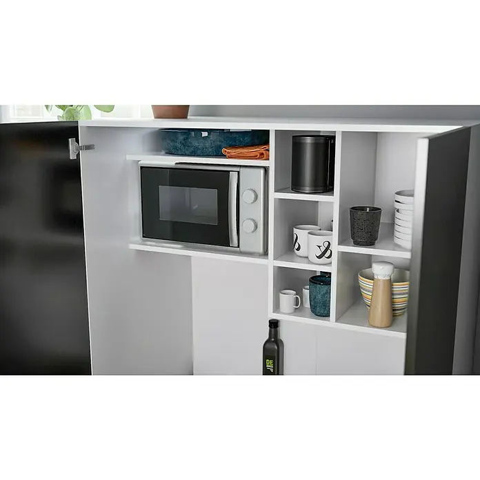 Respekta Schrankküche Peter - Breite: 104 cm, Schwarz/Weiß, Mit Duo-Kochmulde und Mikrowelle - Küchenschrank mit Mikrowelle und diversen Küchenutensilien, die in den Regalen ordentlich verstaut sind.