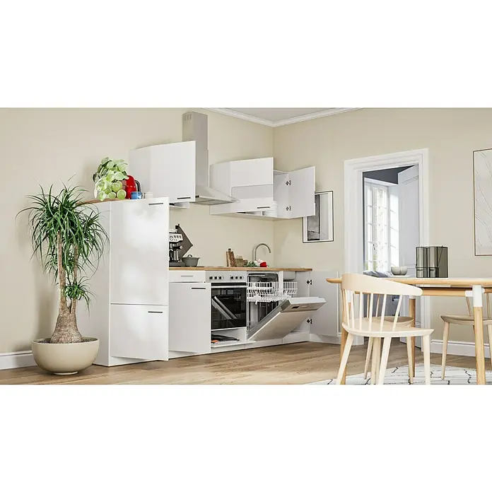 Respekta Küchenzeile Malia - Breite: 280 cm, Weiß, Mit Elektrogeräten, Dekor Arbeitsplatte: Holzoptik, Volumen Backofen: 58 l - Helle Küche mit weißen Einbauschränken und Geräten, ergänzt durch einen Esstisch mit Stühlen. Moderne Gestaltung für kleine Räume.