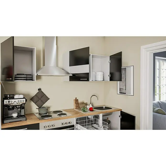 Respekta Küchenzeile Malia - Breite: 280 cm, Schwarz, Mit Elektrogeräten, Dekor Arbeitsplatte: Holzoptik, Volumen Backofen: 58 l - Küchenansicht mit modernen Schränken in Schwarz und Weiß, Dunstabzugshaube und Geräten. Ein stilvoller und funktionaler Küchenraum.