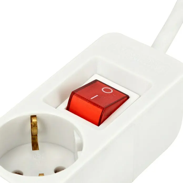 Steckdosenleiste Powersplit - Anzahl Steckdosen Schuko: 4 Stk., Weiß, Kabellänge: 2 m, Mit Schalter - Nahaufnahme einer weißen Steckdosenleiste mit einem roten Schalter im "Aus"-Zustand, ideal für den sicheren Stromanschluss.