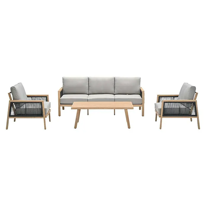Garden Impressions Loungemöbel-Set Decala - 4 -tlg., Aluminium, Beige - Outdoor-Lounge-Set aus hellem Holz, dunklen Seildetails und hellgrauen Kissen, bestehend aus zwei Sesseln, einem Dreiersofa und einem Couchtisch.