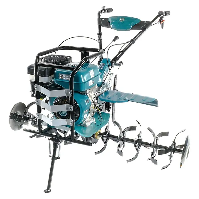 Könner & Söhnen Benzin-Bodenhacke KS 9HP-1350G-3 400 - 4-Takt, Arbeitsbreite: 134 cm - Nahaufnahme einer Motorhacke, ein Gartengerät zum Auflockern und Wenden des Bodens, ideal für die Gartenarbeit.