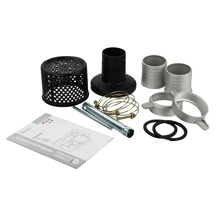 Könner & Söhnen Benzin-Klarwasserpumpe KS 80 - 7 PS, 196 cm³, Max. Fördermenge: 1.000 l/h - Ein Set mit Zubehörteilen für eine Wasserpumpe, darunter Filter, Adapter, Schlauchschellen und ein Schraubenschlüssel.