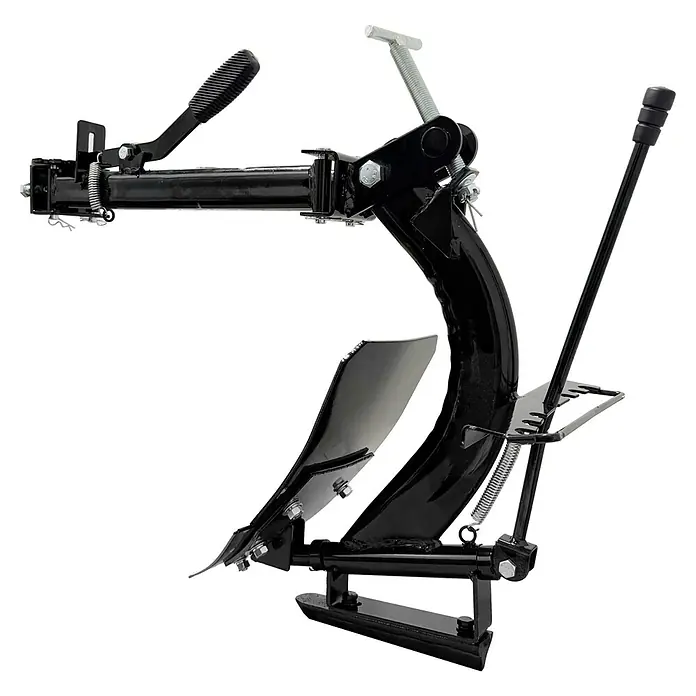 Könner & Söhnen Häufelpflug KS AP1 - Metall, 1 Stk., Passend für: Bodenhacke KS 7HP-1050G und KS 9HP-1350G-3 - Schwarzer Beetpflug für Traktoren zur Bodenbearbeitung. Ein robustes Werkzeug für die Landwirtschaft, ideal zum Pflügen von Feldern.