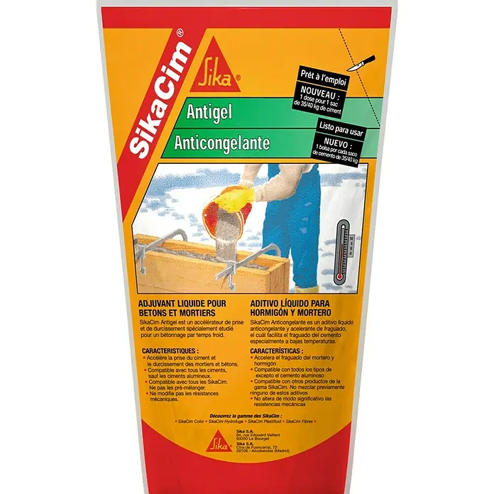 Sika Anticongelante SikaCim - Apto para: Hormigón, 500 ml - Imagen de un envase de SikaCim Antigel, un aditivo líquido anticongelante para hormigón y morteros, ideal para trabajos en climas fríos.