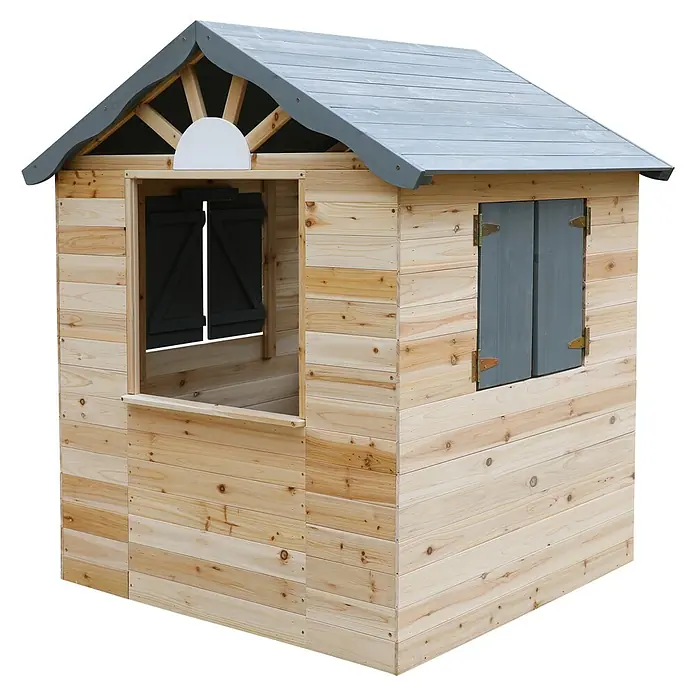 Dobar Spielhaus - L x B x H: 115 x 102 x 129 cm, Holz, Naturbelassen/Anthrazit - Ein detailreiches Bild eines hölzernen Spielhauses mit grauen Akzenten auf dem Dach und den Fensterläden. Das Haus lädt zum Spielen im Freien ein.