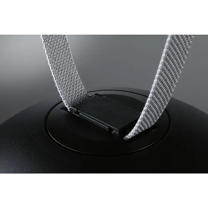 Paulmann ULine LED-Pendelleuchte rund Bol - 12 W, Ø x H: 30 x 16 cm, Warmweiß, Schwarz - Nahaufnahme einer schwarzen kabellosen Lautsprecherbox mit einem grauen Trageriemen, der an der Oberseite befestigt ist.