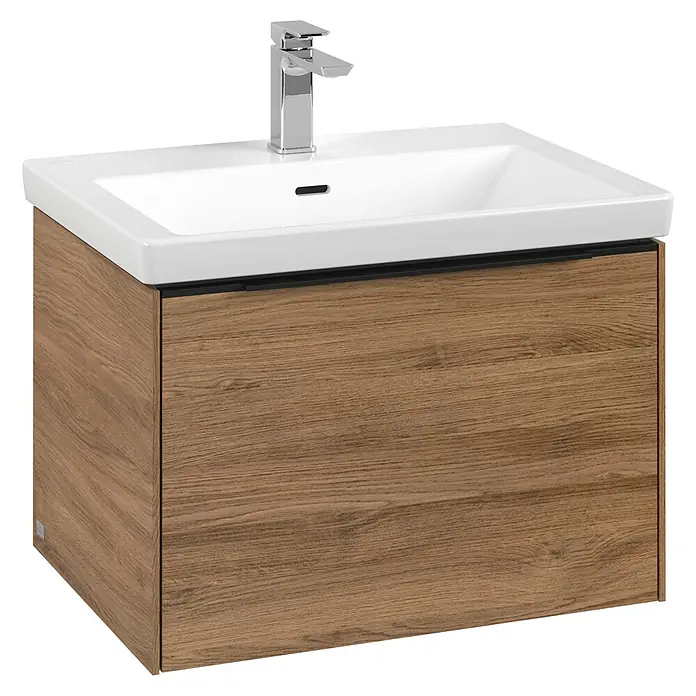 Villeroy & Boch Subway 3.0 Waschbeckenunterschrank - Kansas Oak, Anzahl Schubladen: 1 Stk., Farbe Griff: Volcano Black, B x T x H: 62,2 x 47,8 x 42,9 cm - Bild eines Waschbeckens mit Unterschrank. Der Unterschrank ist aus Holz und hat eine moderne Optik. Die Armatur ist aus Chrom und hat ein schlichtes Design.