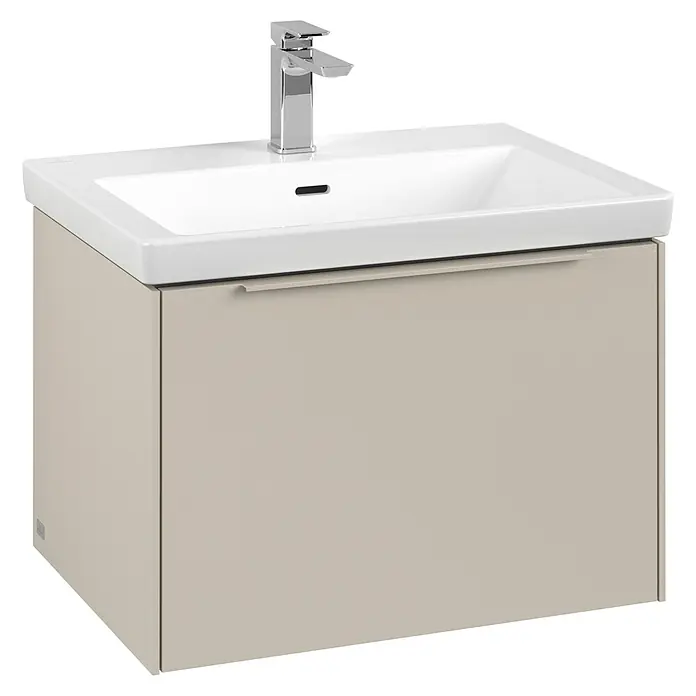 Villeroy & Boch Subway 3.0 Waschbeckenunterschrank - Cashmere Grey, Anzahl Schubladen: 1 Stk., Farbe Griff: Monochrom, B x T x H: 62,2 x 47,8 x 42,9 cm - Bild eines Waschbeckens mit Unterschrank in Beige und einer Armatur aus Chrom. Perfekt für moderne Badezimmer.