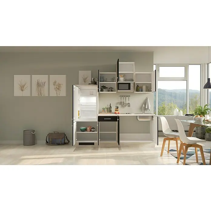 Flex-Well Turin Singleküche mit Mikrowelle - Breite: 210 cm, Anthrazit, Mit Elektrogeräten - Moderne Küche mit weißen Schränken, offenem Kühlschrank und Essbereich. Das Design ist hell und einladend.