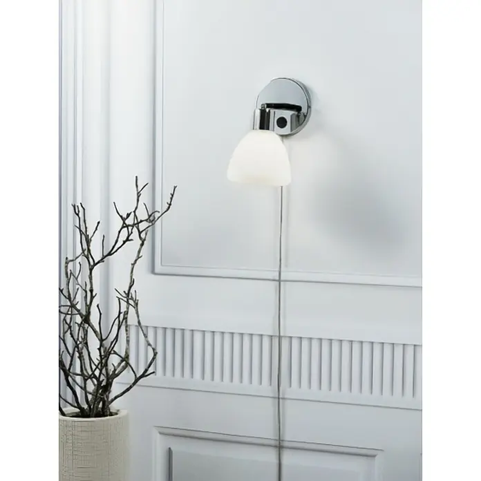 Nordlux Ray Aplique de pared - 40 W, L x An x Al: 12 x 12 x 20 cm, Cromo, E14 - Elegante aplique de pared con base de cromo y pantalla blanca, ideal para detalles elegantes en cualquier habitación. Diseño interior decorativo minimalista.