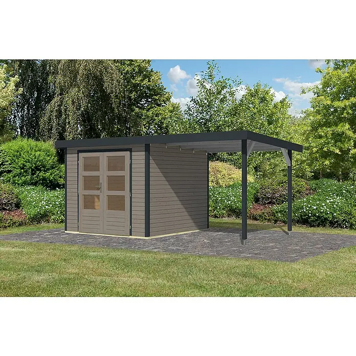 Karibu Gartenhaus Jupiter 3,5 D - Außenmaß inkl. Dachüberstand (B x T): 486,5 x 266,5 cm, Holz, Wassergrau/Anthrazit, Mit Seitendach - Gartenhaus mit Vordach und Doppeltür. Das Haus ist aus Holz und steht auf einem gepflasterten Untergrund. Im Hintergrund ist ein Garten zu sehen.