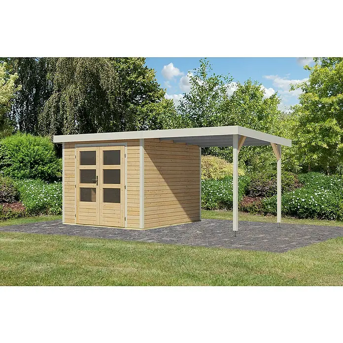 Karibu Gartenhaus Jupiter 3,5 A - Außenmaß inkl. Dachüberstand (B x T): 486,5 x 266,5 cm, Holz, Naturbelassen/Weiß, Mit Seitendach - Holzgartenhaus mit Doppeltür und Unterstand auf gepflasterter Fläche, umgeben von Grün.