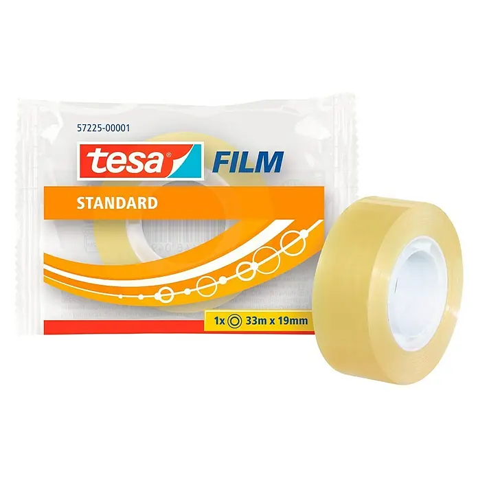 Tesa Film adhesivo Film Transparente - 33 m x 19 mm, Transparente - Un rollo de Tesa Film estándar en su embalaje, una cinta adhesiva práctica para la oficina y el hogar.