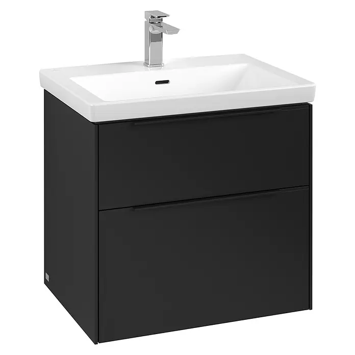 Villeroy & Boch Subway 3.0 Waschbeckenunterschrank - Volcano Black, Anzahl Schubladen: 2 Stk., Farbe Griff: Volcano Black, 62,2 x 47,8 x 57,6 cm - Bild eines schwarzen Badezimmerwaschtischs mit weißen Waschbecken und Chromarmatur.