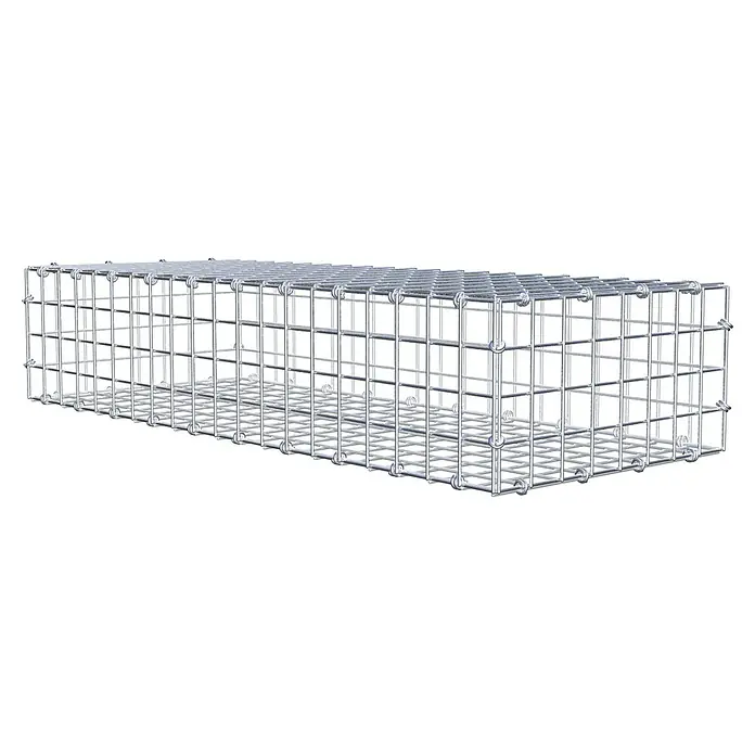 Gabiona Gabione - 100 x 40 x 20 cm, Maschenbreite: 5 cm, Maschenhöhe: 5 cm - Ein länglicher, rechteckiger Gabionenkorb aus verzinktem Stahlgitter, ideal für den Garten- und Landschaftsbau. Der Korb ist leer und bereit zur Befüllung.