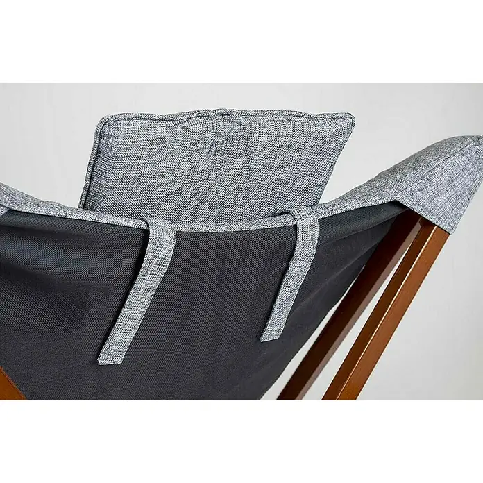 Bo-Camp Campingstuhl Bloomsbury - B x T x H: 75 x 87 x 96 cm, Grau/Braun, Holz/Polyestergewebe - Nahaufnahme eines grauen Schmetterlingsstuhls mit dunklem Stoff und Holzrahmen.
