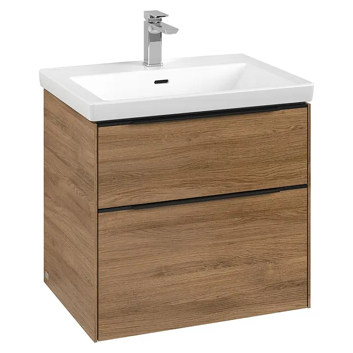 Villeroy & Boch Subway 3.0 Waschbeckenunterschrank - Kansas Oak, Anzahl Schubladen: 2 Stk., Farbe Griff: Volcano Black, B x T x H: 62,2 x 47,8 x 57,6 cm, Mit Beleuchtung - Ein Waschbeckenunterschrank in Holzoptik mit zwei Schubladen und einem modernen Chrom-Wasserhahn. Das Waschbecken ist in Weiß gehalten.