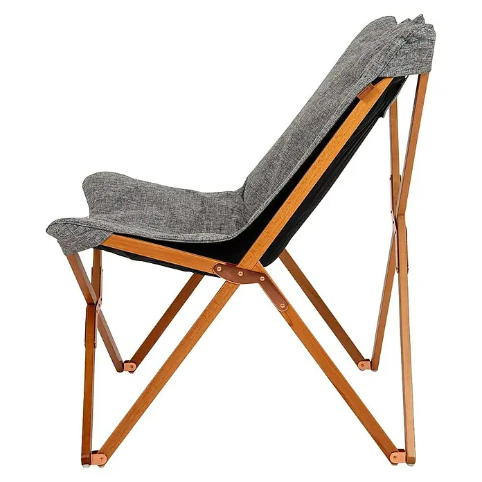 Bo-Camp Silla de camping Bloomsbury - An x Pr x Al: 75 x 87 x 96 cm, Gris/Marrón, Madera/tejido de poliéster - Silla plegable de tela gris con estructura de madera clara, vista de lado.