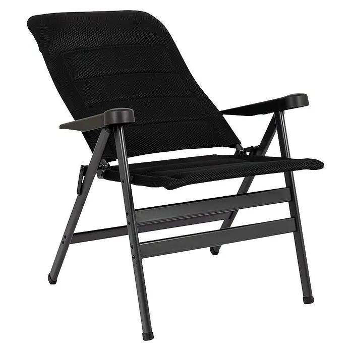 Crespo Campingstuhl Air-Deluxe XL - B x T x H: 74 x 74 x 122 cm, Schwarz, Aluminium, Meshgewebe - Diese Aufnahme zeigt einen stilvollen, schwarzen Klappstuhl. Ein schlichtes und modernes Möbelstück für entspannte Stunden im Freien.
