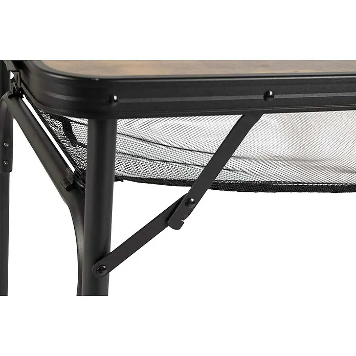 Bo-Camp Campingtisch Industrial - L x B x H: 90 x 60 x 81 cm, Aluminium/MDF, Schwarz/Braun - Detailaufnahme eines schwarzen Metallregals mit Holzplatte und Netzablage, das die robuste Bauweise und das funktionale Design hervorhebt.