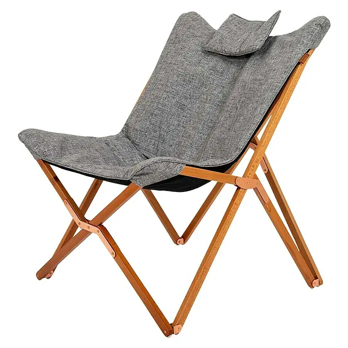 Bo-Camp Campingstuhl Bloomsbury - B x T x H: 75 x 87 x 96 cm, Grau/Braun, Holz/Polyestergewebe - Grauer Campingstuhl mit Holzrahmen und Kopfstütze. Der Stuhl ist zusammenklappbar und ideal für Outdoor-Aktivitäten.