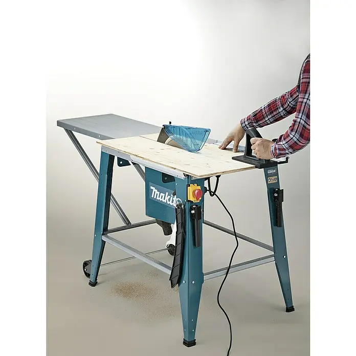 Makita Tischkreissäge 27122.000 W, Durchmesser Sägeblatt: 315 mm, Schnitttiefe bei 90 °: 85 mm Use Shot