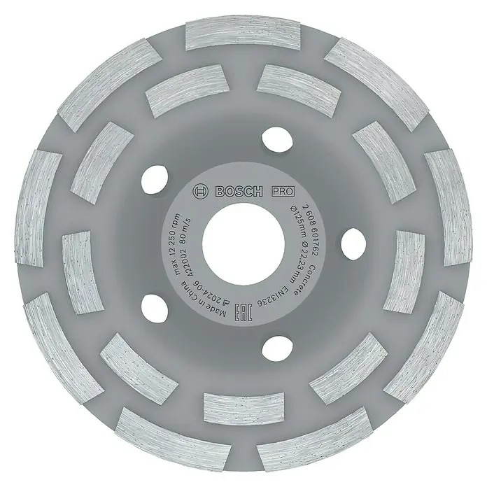 Bosch Expert Diamant-Topfscheibe for Concrete - Durchmesser Scheibe: 125 mm, Höhe Segment: 5 mm, Bohrung: 22,23 mm - Das Bild zeigt eine graue Bosch Pro Betonschleifscheibe mit segmentierten Schleifflächen, ideal für professionelle Anwendungen.