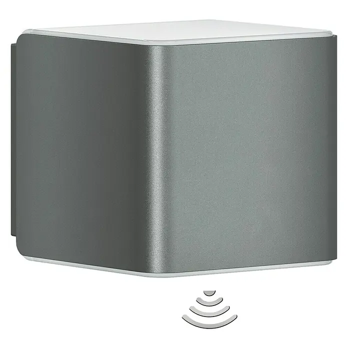 Steinel LED-Sensor-Außenwandleuchte L 840 SC anthrazit - 9,1 W, L x B x H: 11 x 11 x 13,35 cm, Anthrazit, Warmweiß - Nahaufnahme einer modernen, grauen LED-Wandleuchte mit Bewegungssensor für den Außenbereich, ideal für Hauswände.