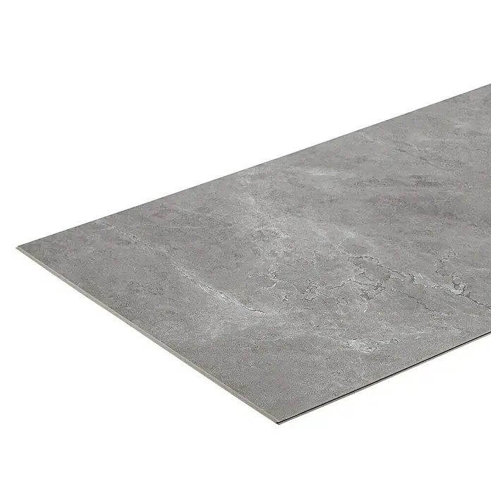 Inspiro Revestimiento de pared de PVC Twilight - 75 x 45 cm, Gris - Baldosa de suelo gris con aspecto de mármol sobre un fondo negro, ideal para interiores modernos. Esta baldosa combina estética y funcionalidad.