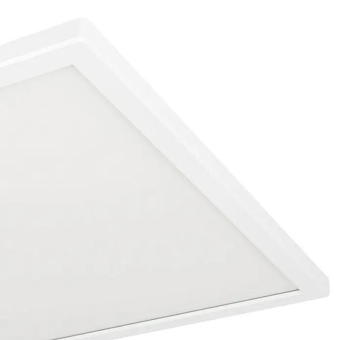 Eglo connect.z LED-Panel Rovito-Z - 22 W, L x B x H: 39 x 39 x 3 cm, Weiß, RGB - Nahaufnahme einer modernen, quadratischen LED-Deckenleuchte mit weißem Rahmen. Ideal für Büros oder Wohnräume mit stilvollem Design.