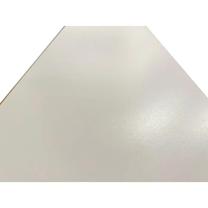 Bariperfil Panel de pared Blanco - 260 x 25 cm, Blanco - Primer plano de una superficie blanca y lisa, ideal para fondos minimalistas y presentaciones de productos.