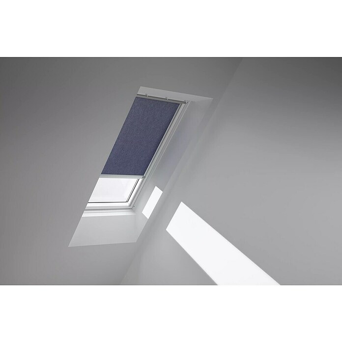 Velux Dachfensterrollo RSL U08 9050K (Farbe: Dunkelblau - 9050K, Farbe Schiene: Aluminium, Solarbetrieben) | BAUHAUS
