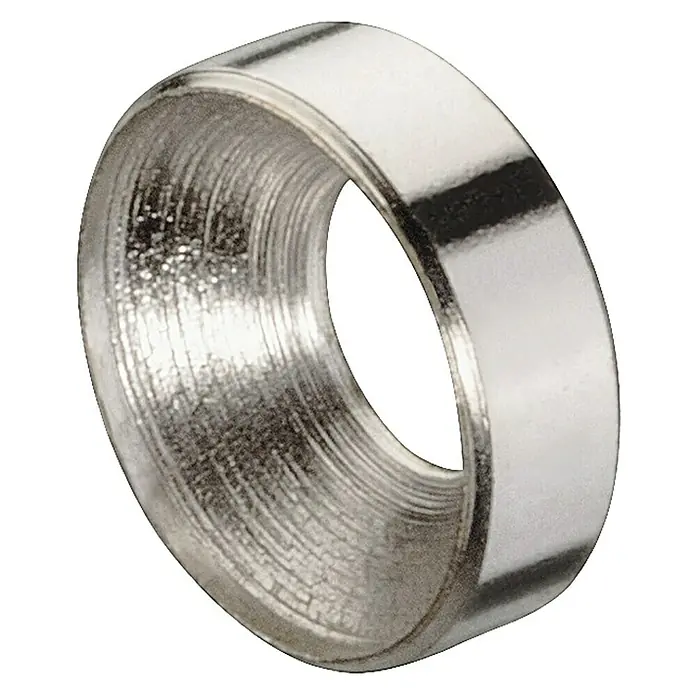Häfele Roseta - Diámetro: 13 mm, Acero, Plateado - Primer plano de un anillo metálico brillante de color plateado. Ideal para proyectos de bricolaje y fontanería.