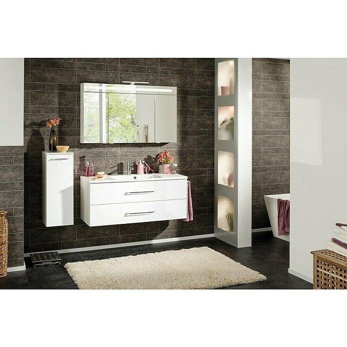 Fackelmann B.clever LED-Spiegelschrank (3-türig, B x H: 120 x 70,6 cm, Weiß) | BAUHAUS