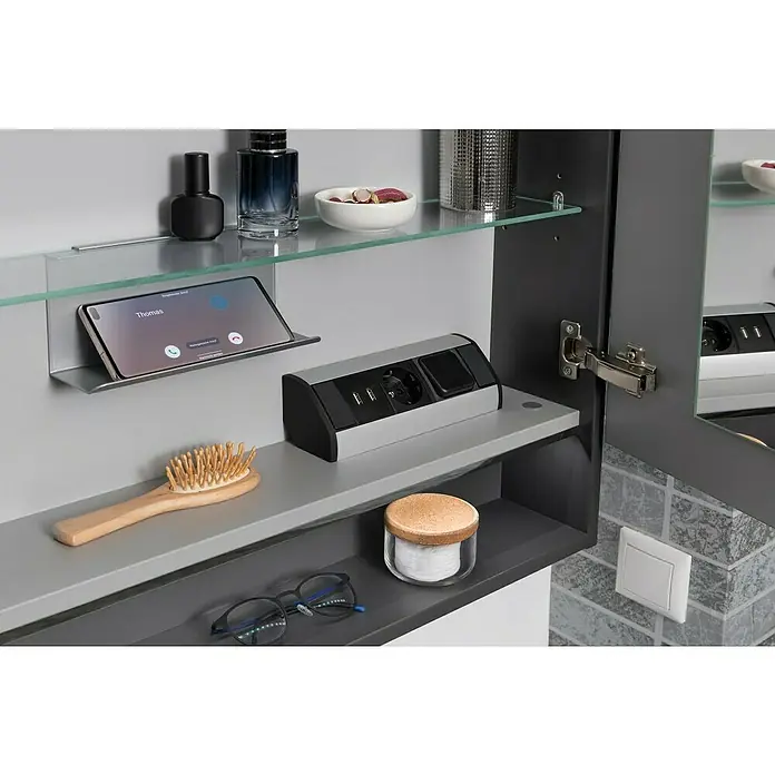 Fackelmann Luna LED-Spiegelschrank - B x H: 80 x 79,8 cm, Anthrazit - Ein stilvoller Badezimmerschrank mit integrierter Steckdose und praktischen Ablageflächen für Kosmetik und Smartphone.