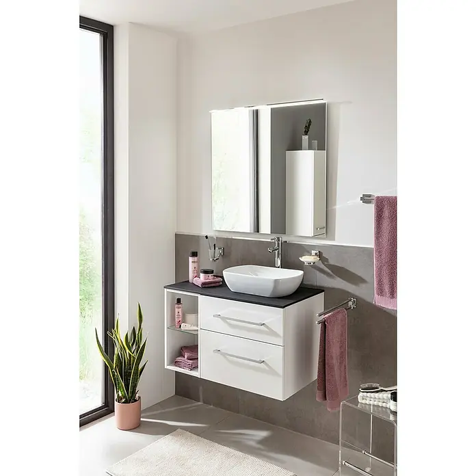 Fackelmann LED-Aufsatzleuchte - 9,4 W, 230 V - Modernes Badezimmer mit weißem Waschtischunterschrank, Aufsatzwaschbecken und Spiegel. Elegantes Design für ein stilvolles Bad.