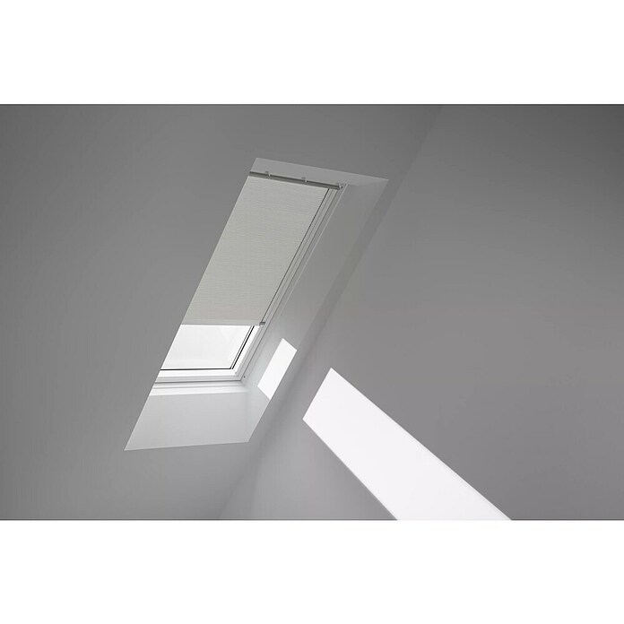 Velux Dachfensterplissee FSC P10 1172KWL (Farbe: Lichtgrau - 1172KWL, Farbe Schiene: Weiß, Solarbetrieben) | BAUHAUS