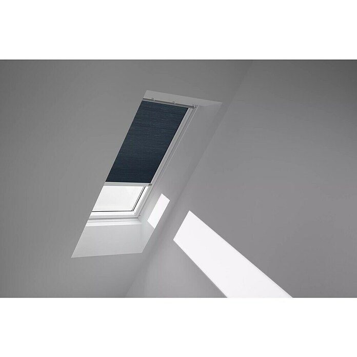 Velux Dachfensterplissee FSC U04 1164KWL (Farbe: Schiefergrau - 1164KWL, Farbe Schiene: Weiß, Solarbetrieben) | BAUHAUS
