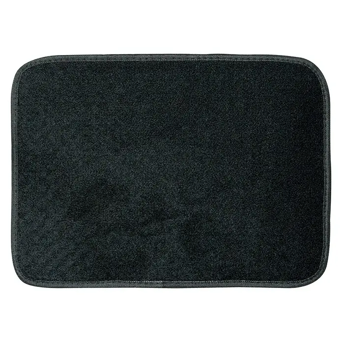 Juego de alfombrillas para coche Clasic - 4 pzs., Negro - La alfombrilla negra para coche con un borde sutil es una protección práctica y elegante para el interior del vehículo, absorbiendo suciedad y humedad.