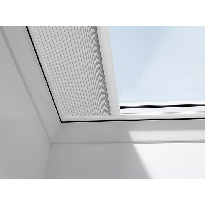 Velux Dachfensterplissee FSK 150150 1045KWL (Farbe: Weiß - 1045KWL, Farbe Schiene: Weiß, Solarbetrieben) | BAUHAUS